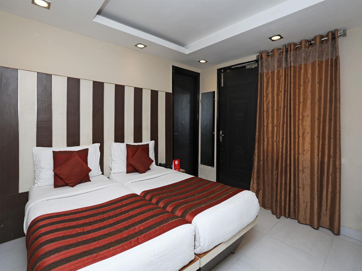 Hotel Balsons Continental Új-Delhi Kültér fotó