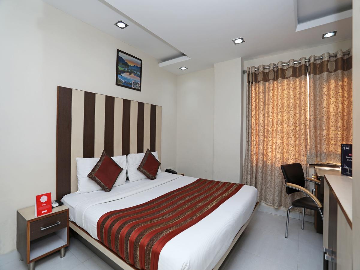 Hotel Balsons Continental Új-Delhi Kültér fotó