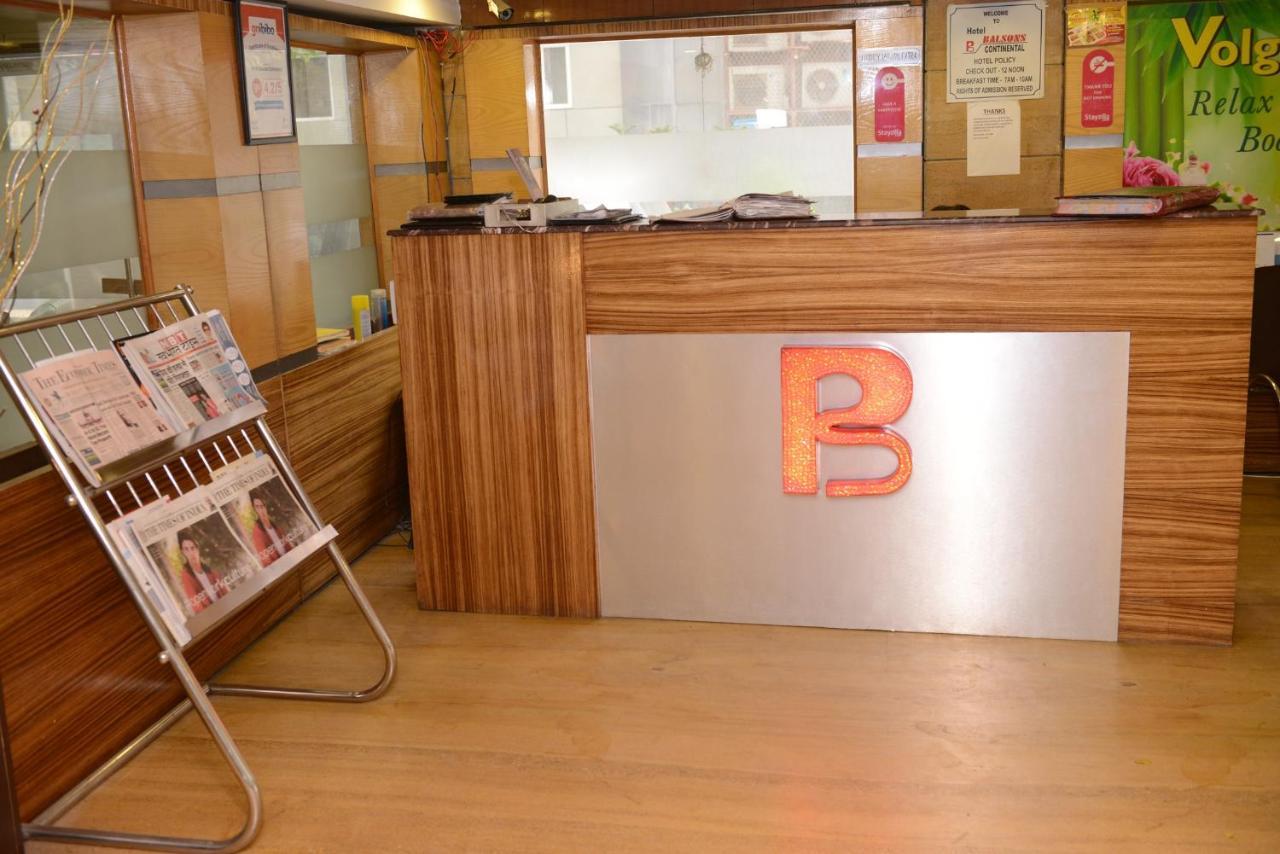 Hotel Balsons Continental Új-Delhi Kültér fotó